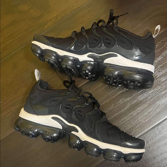 Nike Air Vapormax Plus main image 6